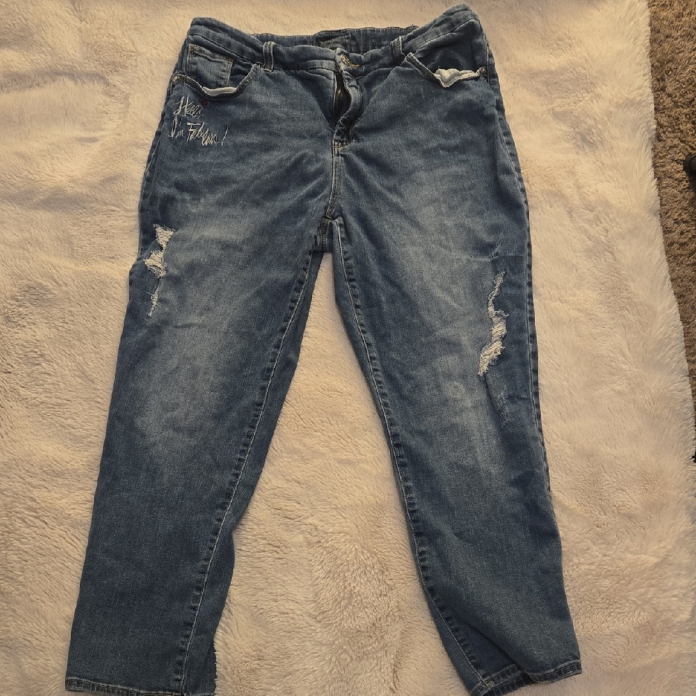 Chico's Relaxed Fit Boyfriend Jeans in Blue